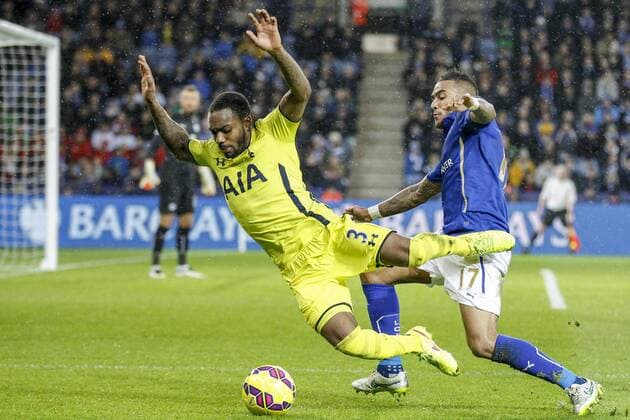 26.12.2014. Leicester, England. Premier League. Leicester City versus Tottenham Hotspur. Danny Rose of Tottenham Hotspur is fouled by Danny Simpson of Leicester City. xJohnxKirkpatrickx  ActionPlus11584922