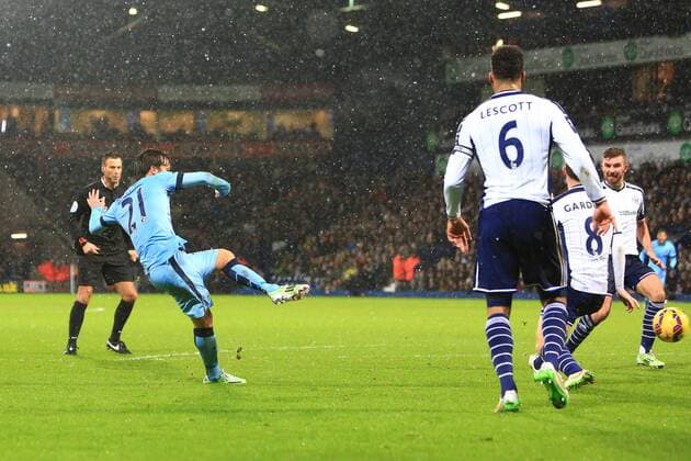 David Silva of Manchester City scores the third goal - West Bromwich Albion vs. Manchester City - Barclay s Premier League - The Hawthorns - Birmingham - 26 12 2014 Pic PhilipxOldham Sportimage EDITORIAL USE ONLY. No use with unauthorised audio, video, data, fixture lists, club league logos or live services. Online in-match use limited to 120 images, no video emulation. No use in betting, games or single club league player publications.