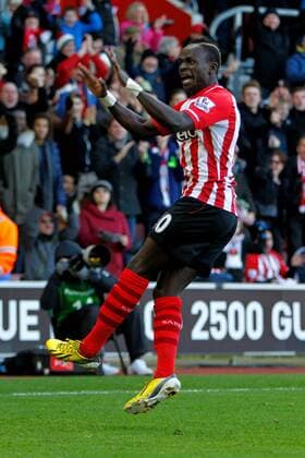 Football - 2014 2015 Premier League - Southampton vs. Chelsea Southampton s Sadio Mane celebrates open the scoring at St Mary s Stadium Southampton Colorsport Shaun Boggust 