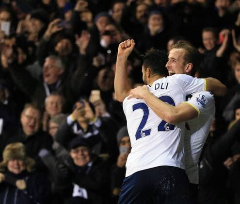 Tottenham s Harry Kane celebrates scoring his sides fourth goal Barclays Premier League - Tottenham Hotspur vs Chelsea - White Hart Lane - England - 1st January 2015 - Picture David Klein Sportimage EDITORIAL USE ONLY. No use with unauthorised audio, video, data, fixture lists, club league logos or live services. Online in-match use limited to 120 images, no video emulation. No use in betting, games or single club league player publications.