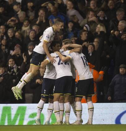 01.01.2015. London, England. Barclays Premier League. Tottenham versus Chelsea. Tottenham players celebrate their fifth goal. xNigelxCookex  ActionPlus11585948