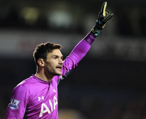 Tottenham s Hugo Lloris in action Barclays Premier League - Tottenham Hotspur vs Chelsea FC London - White Hart Lane - England - 1st January 2015 - EDITORIAL USE ONLY. No use with unauthorised audio, video, data, fixture lists, club league logos or live services. Online in-match use limited to 120 images, no video emulation. No use in betting, games or single club league player publications.