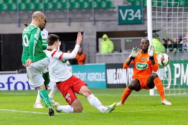 Renaud Cohade (saint etienne) vs Ndy Assembe (nancy) FOOTBALL : Saint Etienne vs Nancy - Coupe de France - 04 01 2015 FredericChambert Panoramic 