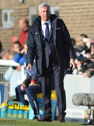 Football - 2014 2015 FA Cup - Third Round: Dover Athletic vs. Crystal Palace Palace manager Alan Pardew at the Crabble Athletic Ground. COLORSPORT ANDREW COWIE 