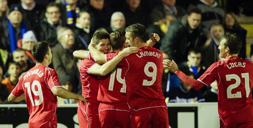 Aktuell FuÃŸball, England, FA Cup, AFC Wimbledon - FC Liverpool 05.01.2015. London, England. FA Cup 3rd Round. AFC Wimbledon v Liverpool. Liverpool& x2019;s Steven Gerrard celebrates scoring the opening goal with teammates in the 12th minute xCraigxMercerx  ActionPlus11587276