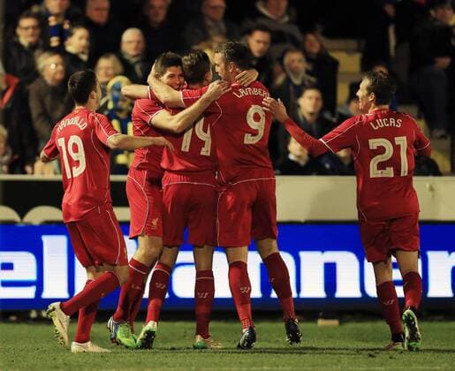 Aktuell Fußball, England, FA Cup, AFC Wimbledon - FC Liverpool Liverpool s Steven Gerrard celebrates scoring his sides opening goal FA Cup Third Round - AFC Wimbledon - FC Liverpool - Kingsmeadow Stadium park - England - 5th January 2015 - EDITORIAL USE ONLY. No use with unauthorised audio, video, data, fixture lists, club league logos or live services. Online in-match use limited to 120 images, no video emulation. No use in betting, games or single club league player publications.