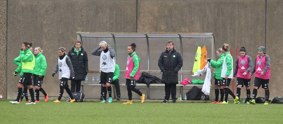 Trainingsauftakt des Frauenfussballbundesligisten VfL Wolfsburg mit Neuzugang Yuki Ogimi (19).