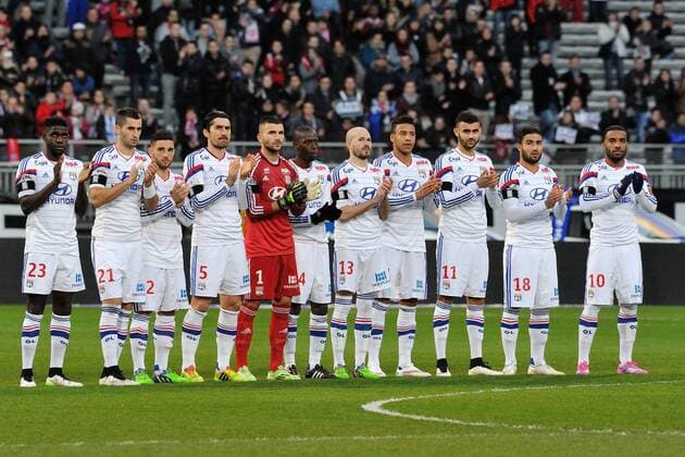 Solidarität mit den Opfern des Terroranschlags auf Charlie Hebdo FOOTBALL : Schweigeminute Olympique Lyon - Ligue 1 - 11 01 2015 FredericChambert 