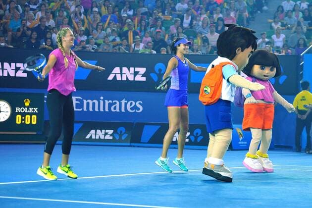Ana Ivanovic (SRB) Victoria Azarenka (BLR) TENNIS : Open d Australie - Melbourne - 17 01 2015 TennisMagazine Panoramlc 