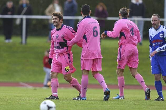 Bixente Lizarazu NEWS : Varietes Club de France est Charlie vs Orry la Ville - Benefizspiel zu Ehren der Opfer der Terroranschläge von Paris - 18 01 2015 - GwendolineLeGoff 