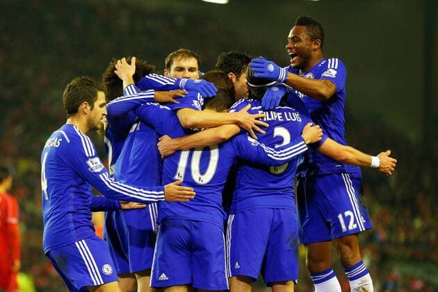 Aktuell FuÃŸball, England, Capital One Cup, FC Liverpool - FC Chelsea 20.01.2015. Anfield, Liverpool, England. Capital One Cup Semi Final. Liverpool versus Chelsea. Chelsea midfielder Eden Hazard celebrates scoring his teams first goal from the penalty spot xPaulxKeevilx  ActionPlus11591149
