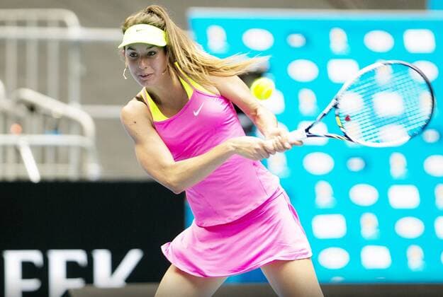 TENNIS - WTA Tennis Damen Australian Open 2015 MELBOURNE,AUSTRALIA,21.JAN.15 - TENNIS - WTA Tour, Grand Slam, Australian Open. Image shows Oceane Dodin (FRA).