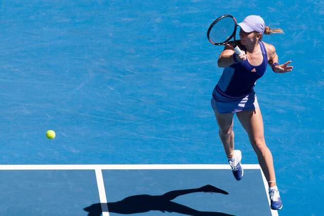 January 23, 2015: 3rd seed Simona Halep (ROU) in action in a 3rd round match on day five of the 2015 Australian Open grand slam tennis tournament at Melbourne Park in Melbourne, Australia. - ZUMAc04_
