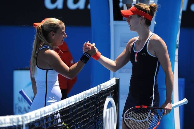 Alize Cornet (FRA) Dominika Cibulkova (SVK) TENNIS : Open d Australie - Melbourne - 24 01 2015 TennisMagazine Panoramlc 