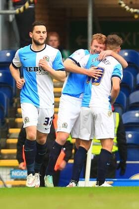 Aktuell Fußball, England, FA Cup, Blackburn Rovers - Swansea City Chris Taylor of Blackburn Rovers celebrates his equaliser - Blackburn Rovers vs. Swansea - FA Cup Fourth Round - Ewood Park - Blackburn - 19 01 2015 Pic Philip Oldham Sportimage EDITORIAL USE ONLY. No use with unauthorised audio, video, data, fixture lists, club league logos or live services. Online in-match use limited to 120 images, no video emulation. No use in betting, games or single club league player publications.