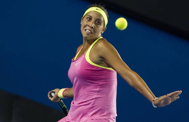 (150124) -- MELBOURNE, Jan. 24, 2015 -- Madison Keys of the U.S. returns the ball during the women s singles third round match at the 2015 Australian Open tennis tournament at Melbourne Park in Melbourne, Australia, Jan. 24, 2015. (SP)AUSTRALIA-MELBOURNE-TENNIS-MADISON KEYS BaixXue 