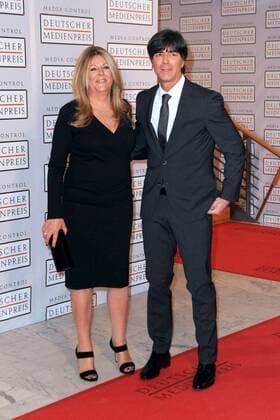 Deutscher Medienpreis. Bundestrainer Joachim Löw mit seiner Frau Daniela anläßlich der Verleihung des Deutschen Medienpreises am 23.01.2015 im Kongress Centrum Baden Baden.