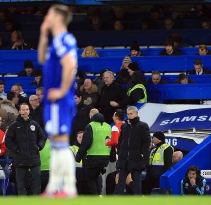 Chelsea s Jose Mourinho looks on dejected FA Cup Fourth Round - Chelsea vs Bradford City - Stamford Bridge - England - 24th January 2015 - Picture David Klein Sportimage EDITORIAL USE ONLY. No use with unauthorised audio, video, data, fixture lists, club league logos or live services. Online in-match use limited to 120 images, no video emulation. No use in betting, games or single club league player publications.