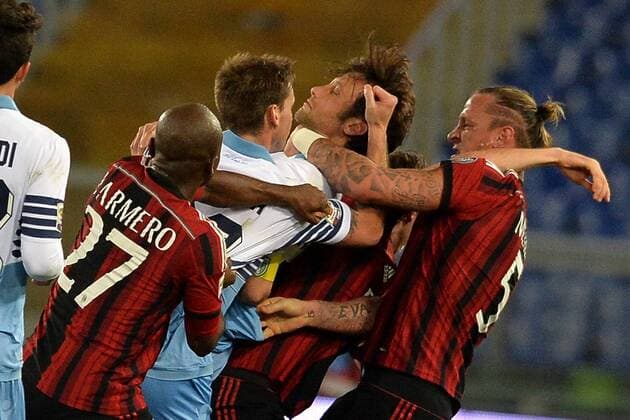 Philippe Mexes Milan , Stefano Mauri Lazio. Serie A Lazio Rom - Milan AC Foto AntoniettaxBaldassarre Insidefoto AntoniettaxBaldassarre