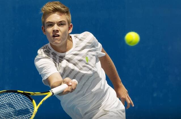 TENNIS - ATP Tennis Herren Australian Open 2015 MELBOURNE,AUSTRALIA,25.JAN.15 - TENNIS - ATP World Tour, Grand Slam, Australian Open, juniors. Image shows Tim Sandkaulen (GER).
