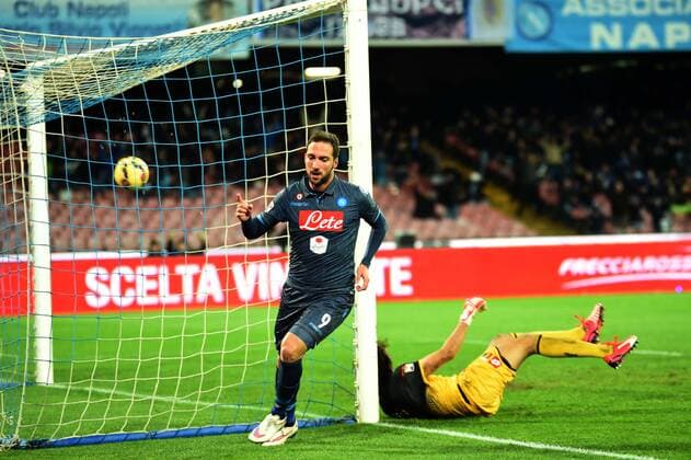 IPP20150126 Football - soccer: Serie A, SSC Neapel - CFC Genua 1893 FC, Tor durch gonzalo Higuain xHOCHxZWEIx xItalyxPhotoxPressx 