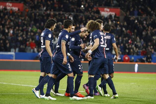 joie Ezequiel Lavezzi (PSG) et equipe FOOTBALL : Paris Saint Germain vs Rennes - Ligue 1 - 30 01 2015 GwendolineLeGoff Panoramic 