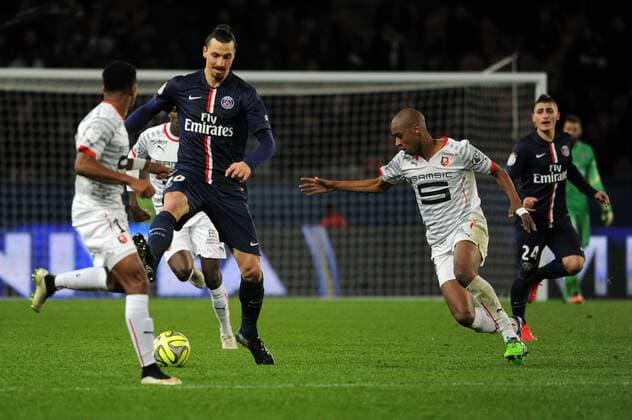 Zlatan IBRAHIMOVIC (psg) - Gelson FERNANDES (ren) FOOTBALL : Paris SG vs Rennes - Ligue 1 - 30 01 2015 FEP Panoramic 