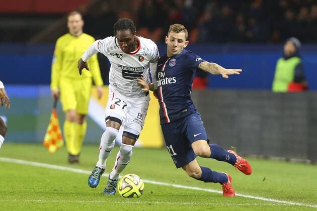 Habib Habibou (Rennes) vs Lucas Digne (PSG) FOOTBALL : Paris Saint Germain vs Rennes - Ligue 1 - 30 01 2015 GwendolineLeGoff Panoramic 