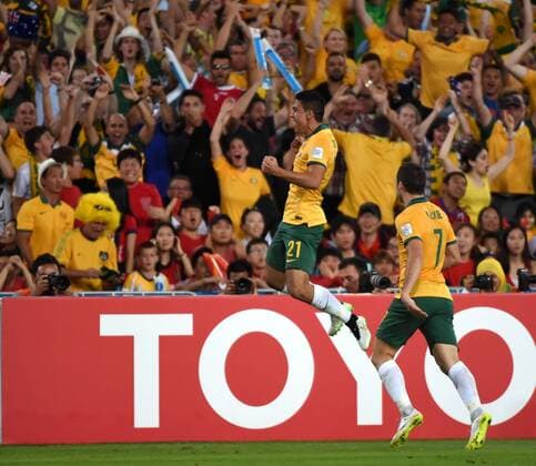 (150131) -- SYDNEY, Jan. 31, 2015 -- Australia s Massimo Luongo celebrates after scoring a goal during the final match against South Korea at the 2015 AFC Asian Cup in Sydney, Australia, Jan. 31, 2015. ) (SP)AUSTRALIA-SYDNEY-SOCCER-AFC ASIAN CUP-FINAL GuoxYong 