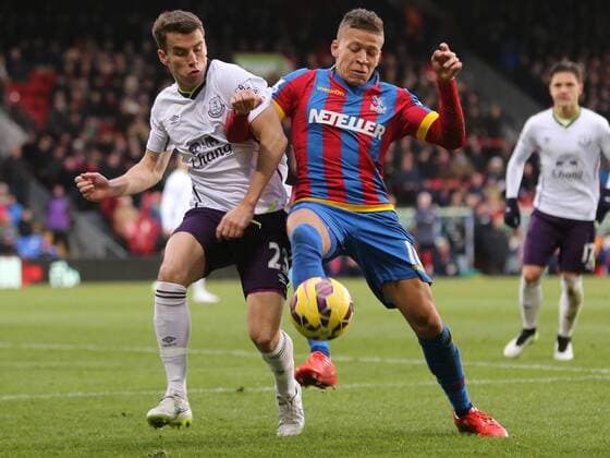 31.01.2015. London, England. Barclays Premier League. Crystal Palace versus FC Everton. Dwight Gayle and Seamus Coleman fight for the ball xJasonxHearnx  ActionPlus11593732