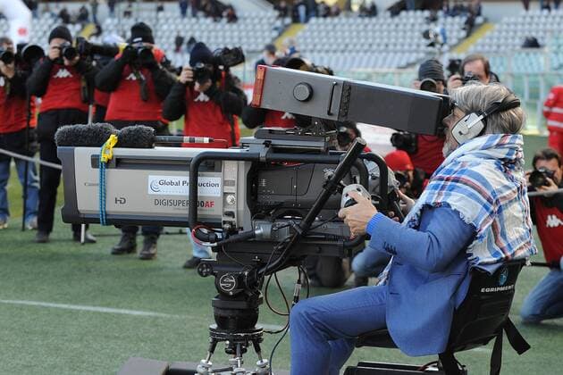 Aktuell Fußball, Italien, Serie A, Sampdoria-Präsident als Kameramann IPP20150201 Football - soccer: Serie A, FC Turin - Sampdoria Genua, Sampdoria-Präsident MASSIMO FERRERO als Kameramann xHOCHxZWEIx xItalyxPhotoxPressx 
