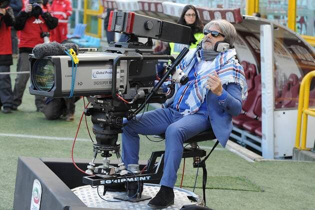 Aktuell Fußball, Italien, Serie A, Sampdoria-Präsident als Kameramann IPP20150201 Football - soccer: Serie A, FC Turin - Sampdoria Genua, Sampdoria-Präsident MASSIMO FERRERO als Kameramann xHOCHxZWEIx xItalyxPhotoxPressx 