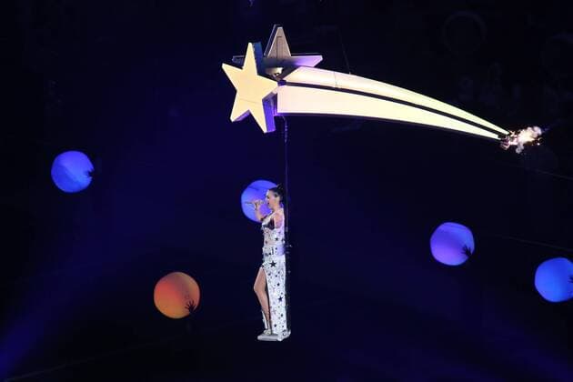 Halbzeitshow mit Katy Perry - Super Bowl XLIX, Seattle Seahawks vs. New England Patriots, University of Phoenix Stadium, Phoenix