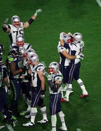 01 February 2015: New England Patriots quarterback Tom Brady 12 (right) celebrates after the second half of Super Bowl XLIX between the Seattle Seahawks and the New England Patriots at University of Phoenix Stadium in Glendale, Az. The New England Patriots beat the Seattle Seahawks 28-24. NFL American Football Herren USA FEB 01 Super Bowl XLIX - Patriots v Seahawks Icon3171502013517 EDITORIAL USE ONLY