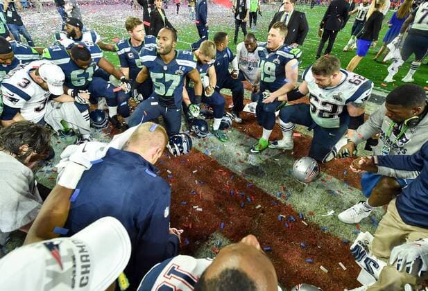 Feb 1, 2015 - Glendale, Arizona, U.S. - The New England Patriots won Super Bowl XLIV for the fourth time in franchise history, beating the Seahawks 28-24. The Super Bowl was held at The University of Phoenix Stadium. NFL American Football Herren USA 2015 - Patriots Win Super Bowl XLIX - ZUMAm67_