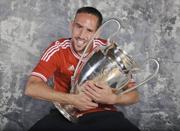 Fußball, FC Bayern München, Champions League Sieger 2013 STUDIOPRODUKTION FRANCK RIBERY AM 29 MAI 2013 BEIM FCB