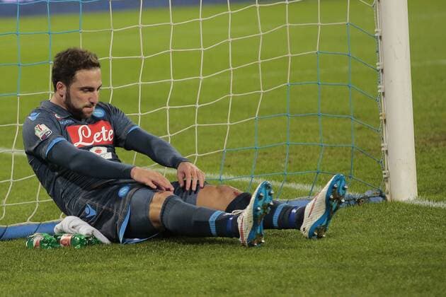Gonzalo Higuain Napoli, dejection Napoli 04-02-2015 Stadio San Paolo Football Calcio Coppa Italia - Italy Cup. SSC Neapel vs Inter Mailand cesarexpurini