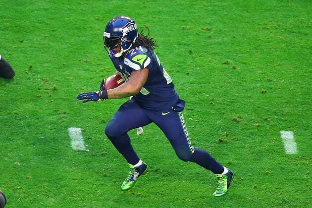 01 FEB 2015: Seattle Seahawks running back Marshawn Lynch (24) during the second quarter of Super Bowl XLIX being played at University of Phoenix Stadium. The New England Patriots defeat the Seattle Seahawks 28-24 in Super Bowl XLIX at University of Phoenix Stadium in Glendale Arizona. NFL American Football Herren USA FEB 01 Super Bowl XLIX - Patriots v Seahawks Icon020115311 EDITORIAL USE ONLY