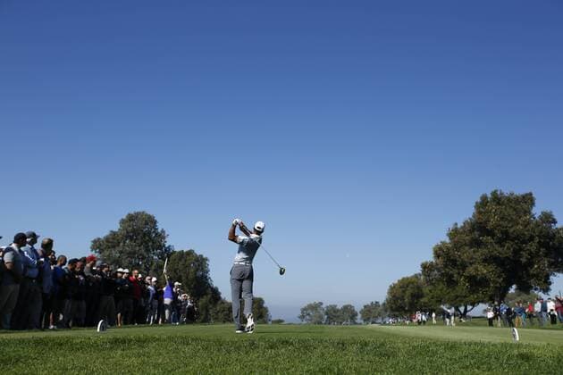 February 5, 2015: Tiger Woods tees off during the first round of the Farmers Insurance Open at Torrey Pines in La Jolla, CA. GOLF: FEB 05 PGA Golf Herren - Farmers Insurance Open - First Round Icon269150205008 EDITORIAL USE ONLY