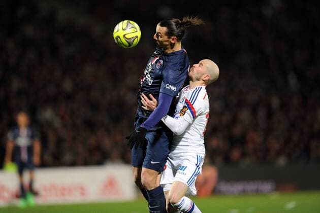 Zlatan IBRAHIMOVIC (psg) - CHRISTOPHE JALLET (lyo) FOOTBALL : Lyon vs Paris SG - Ligue 1 - 08 02 2015 FEP Panoramic 