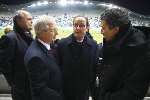 Bruno Le Roux ( President du groupe socialiste assemblee ) Francois Hollande ( President de la Republique Francaise ) Claude Bartolone ( President Assemblee Nationale ) Patrice Haddad ( President du club Red Star) - Red Star Football Club 93 Paris vs AS St Etienne - Coupe de France - 10 02 2015 - GwendolineLeGoff 