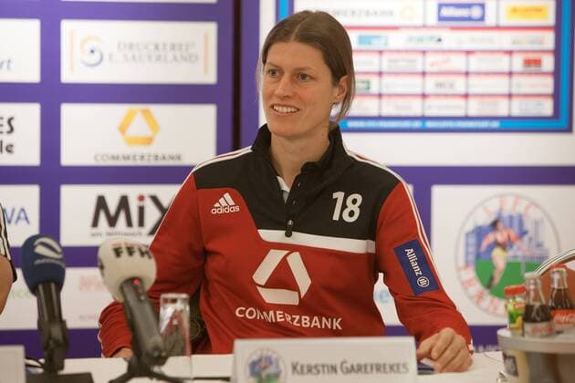 Frauenfußball. Pressekonferenz, Pressetalk des 1. FFC Frankfurt am Donnerstag (12.02.2015) im Frankfurter relexa-Hotel. Kerstin Garefrekes (1. FFC Frankfurt)