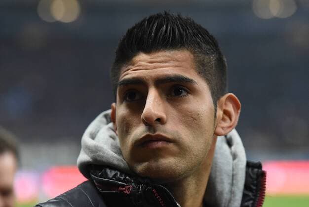 14.02.2015, xfux, Fussball 1.Bundesliga, Eintracht Frankfurt - FC Schalke 04, v.l. Carlos Zambrano (Eintracht Frankfurt)