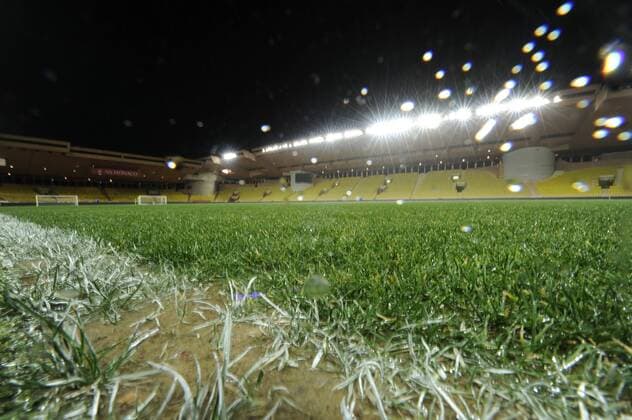 Spielabsage wegen Unbespielbarkeit des Platzes im Stade Louis II des AS Monaco - Ligue 1 - 14 02 2015 FEP 