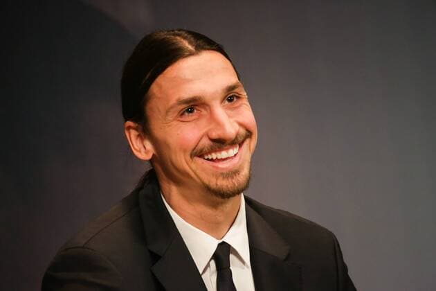 ZLATAN IBRAHIMOVIC - Pressekonferenz zu Ibrahimovics Torjubelperformance als Aktion des Welternährungsprogramms der Vereinten Nationen, die auf weltweite Hungersnöte aufmerksam machen sollte - Paris - 15 01 2015 PhilippeSTERC 