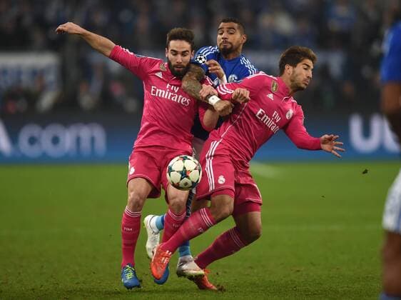 Gelsenkirchen - Fußball, Champions League Achtelfinale - FC Schalke 04 vs. Real Madrid - , Daniel Carvajal (Real Madrid), Kevin-Prince Boateng, Kevin Prince Boateng (Schalke 04), Lucas Silva (Real Madrid)