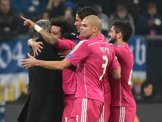 18.02.2015, xjhx, Fussball UEFA Champions League, FC Schalke 04 - Real Madrid, v.l. Trainer Carlo Ancelotti (Real Madrid), Marcelo (Real Madrid) Torjubel, Goal celebration, celebrate the goal 0:2