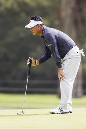 Feb. 20, 2015 - Los Angeles, California, U.S - K.J. Choi of South Korea plays in the second round of the Northern Trust Open PGA Golf Herren golf tournament at Riviera Country Club in Los Angeles on Friday, February 20, 2015. 2015 Northern Trust Open - ZUMAc68_