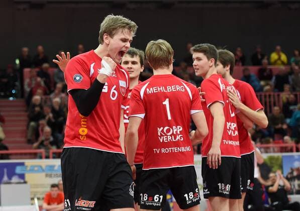 Volleyball 1. Bundesliga 2014 2015 TV Rottenburg - CV Mitteldeutschland 21.02.2015 JUBEL TV Rottenburg; Friederich Nagel (li) 