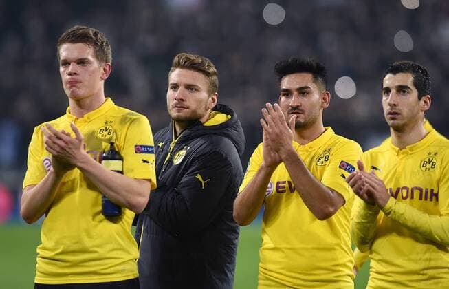 FUSSBALL CHAMPIONS LEAGUE SAISON 2014 2015 ACHTELFINAL HINSPIEL Juventus Turin - Borussia Dortmund 24.02.2015 Matthias Ginter, Ciro Immobile, Ilkay Guendogan und Henrikh Mkhitaryan (v.l., alle Borussia Dortmund) sind nach dem Abpfiff enttaeuscht 